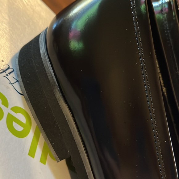 (176) NWT ladies black flats by Walking Cradles. Size 6 1/2 narrow - Picture 6 of 9